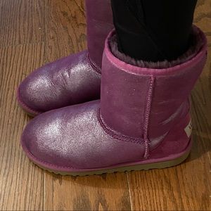 UGG classic boot big kids 5 plum